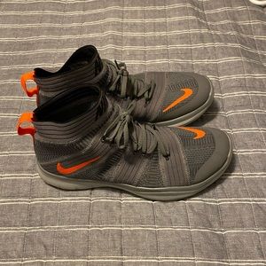 2 Shoe Bundle! Adidas / Nike